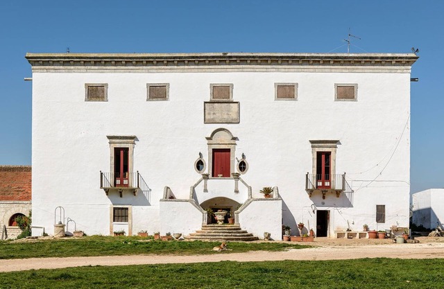 Enza's house, living in a real 18th century farm