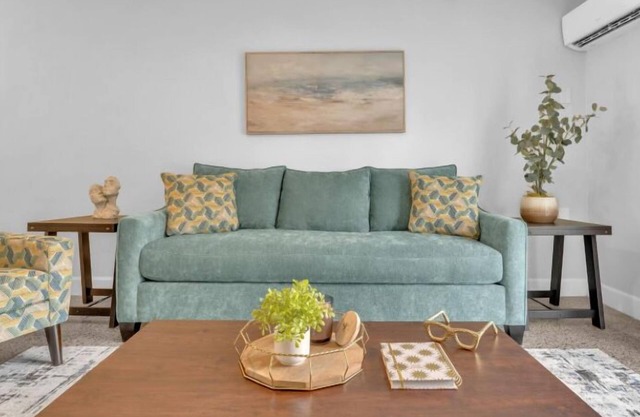 Erin’s Charming Hideaway