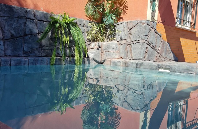 Beautiful house with pool 10 minutes from the center of Seville. City views