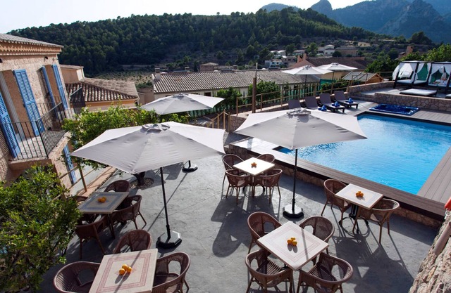ES CORTE VELL (HOUSE 10) - Spectacular villa with private pool and free WiFi.