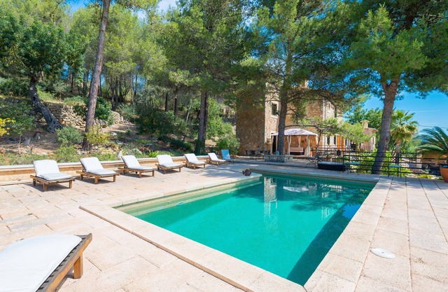 ES PINAR - Villa with private pool in Alaro. Free WiFi