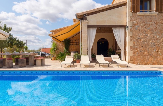 Es Rafalot - Beautiful villa with pool and garden in Binissalem