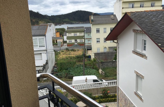Apartment in urbanization with pool, balcony and views of the sea and the countryside