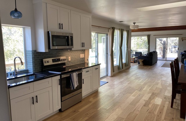 Escape to serenity: Family-friendly retreat near the city