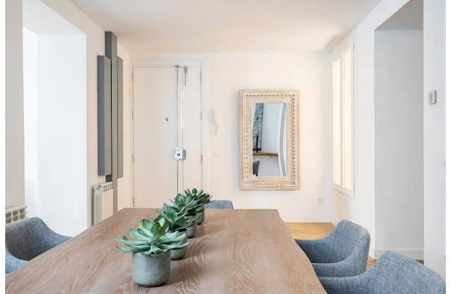 Espectacular Apartamento en la “Milla de Oro”