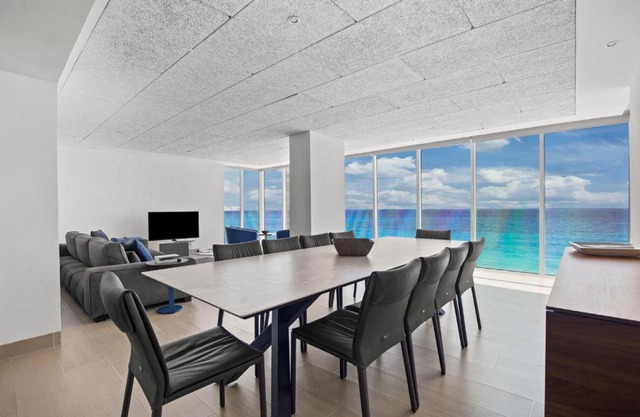 Espectacular Apartamento con vista al mar 5HB