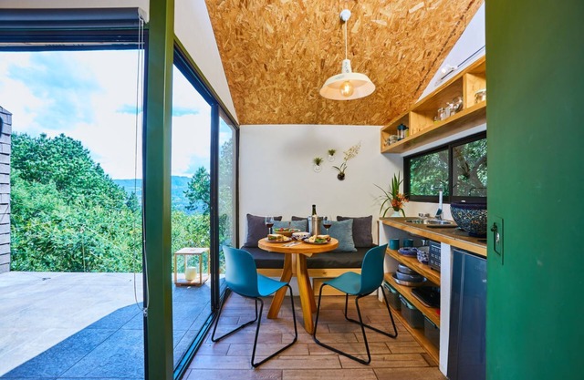 Espectacular Casita en el Bosque 140.000 M2 de verde CC RNT -63503