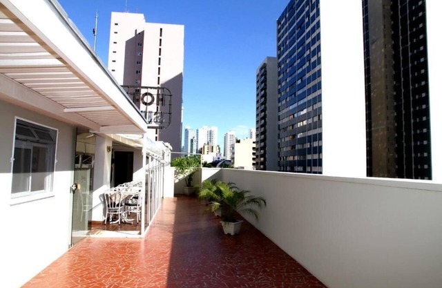 Esquina Batel Hotel