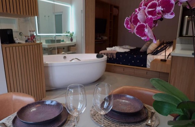 Esquina Brotense Hospedagem de charme com hidromassagem