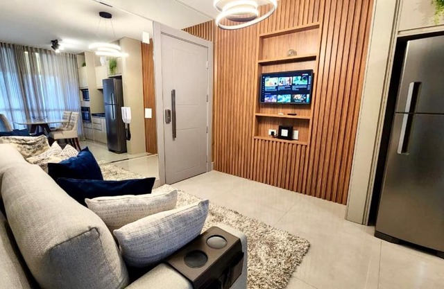 Estúdio Luxuoso no Vertigo com Smart TV na Cama