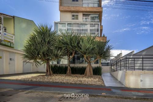 Estadia sofisticada a 200m da Praia Brava - EHI