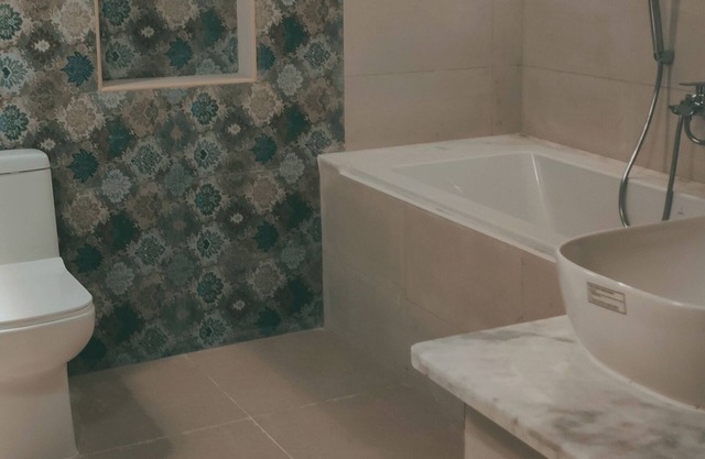 ♛ Estancia Tranquila: 1 BR/1 WR+Bath Tub ♛
