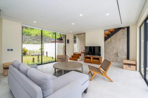 ESTU Serenity Villa - 2 Bedroom & Private Pool in Ubud