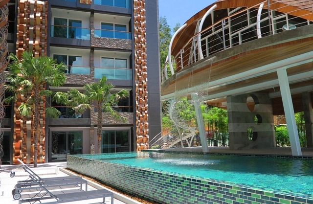 ET205 Convenient Patong studio, Condo with pool