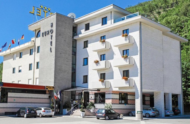 Euro Hotel