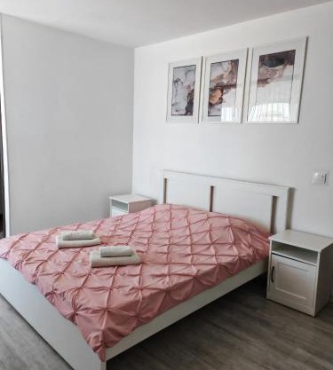 EVA's Rooms
