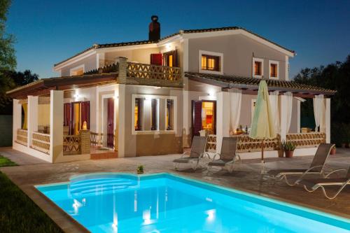 Evalexia Villa - Luxury Villa with Private Pool near Laganas Perfect for Groups by Villa Mana Gers