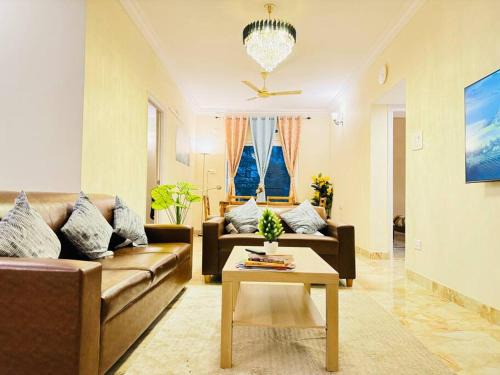Evara Kondapur Retreat Lux 3BR Fully Equipped Apt