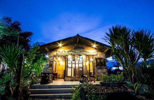 Eve ka Amp Resort