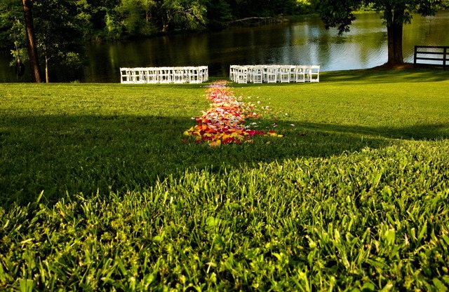 Events&Pets 👍 * Weddings* Retreats*Nature*Hot Tub w/central location!