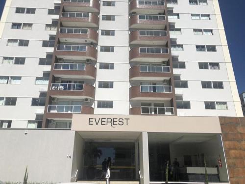 Everest Flat Conforto, Lazer e Localização Central