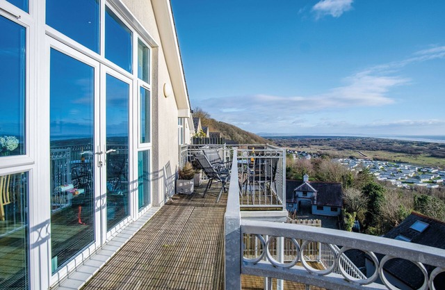 Ewyn Y Don - 2 Bedroom Apartment - Pendine