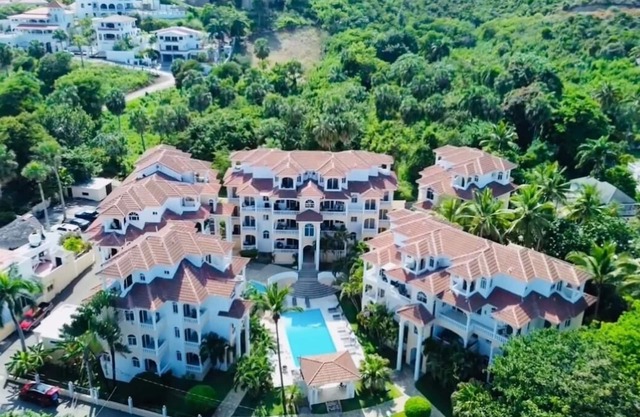 Excelente Condominio Frente a la Playa 2 Habitaciones 2 Camas muy Cerca de Todo
