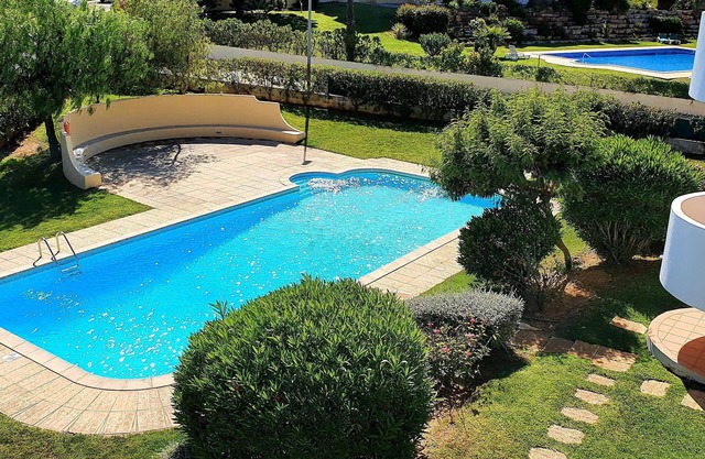 Excellent Apartment In A Quiet Area With Pool And Mountain Views