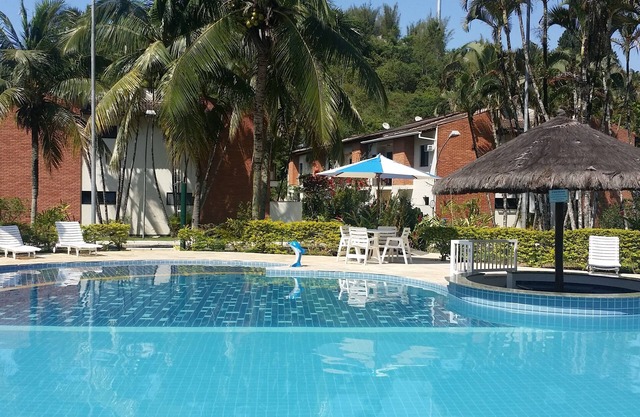 Excellent Cond. Closed - 4 BEDROOMS - 24 Hr Security and Concierge - AIR COND. -WIFI
