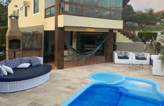 Excellent Country House (Panoramic View to Town and Mountain)