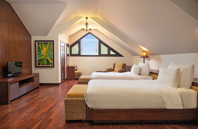 Excellent Greenery Villa on My Khe beach| Bathtubs & private pool