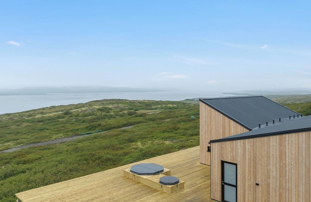 Excellent Modern House in Hvalfjordur