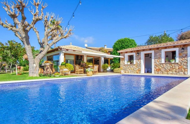 Excellentlty divided, stylish villa