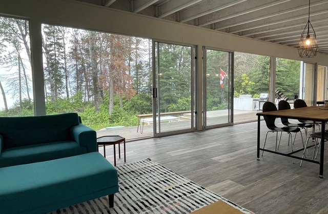 Exceptional cottage on Lake Winnipeg over 2300 sq feet with hot tub and sauna.n