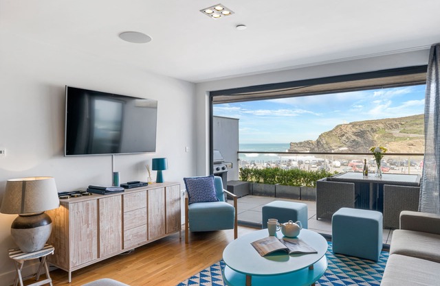Exceptional four-storey townhouse with stunning sea views