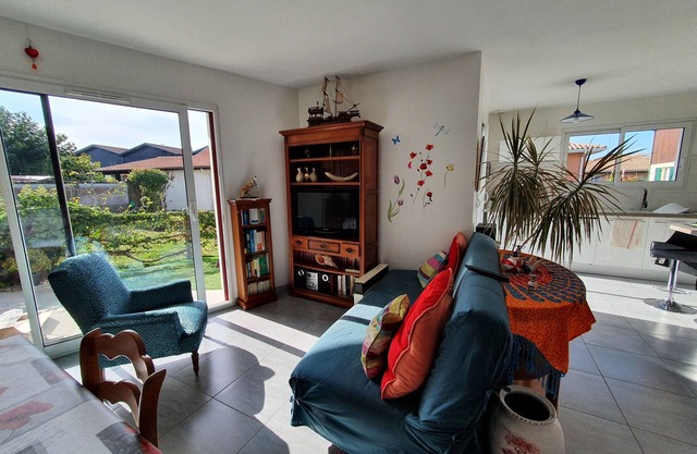 Exceptional villa close to the sea! Terrace, garden, city, forest