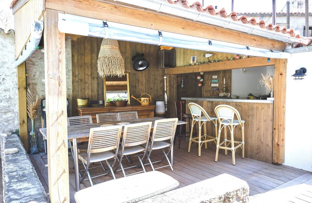 Exceptional house in Nieul-sur-Mer