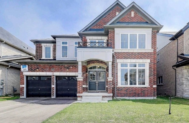 Exceptional Location mins to Lake Simcoe