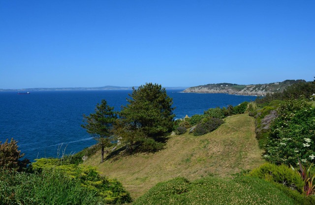 EXCEPTIONAL SEA VIEW