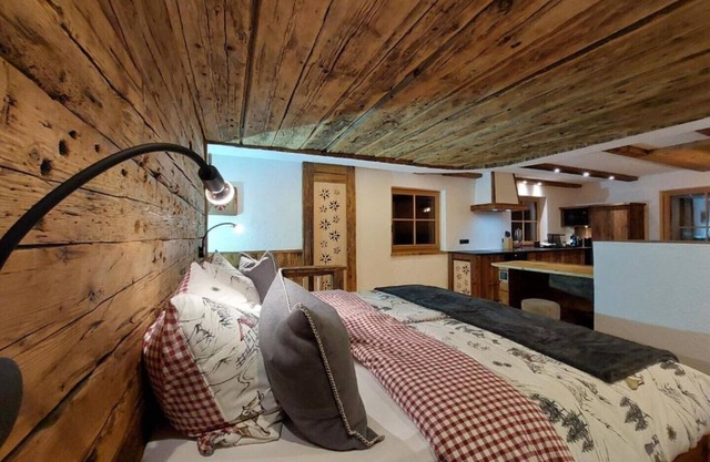 Excl. Apartment on a mountain farm in Tyrol at 1100 m with fantastic mountain views