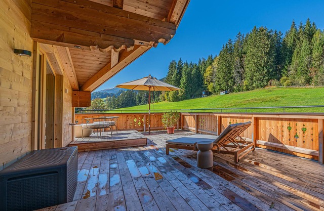 Exclusive apartment with terrace and sauna