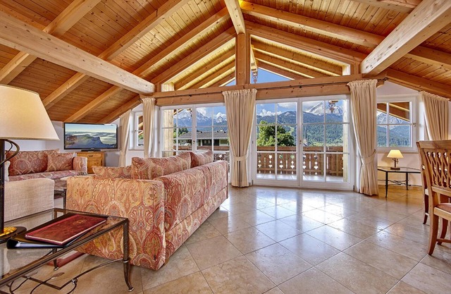 Exclusive holiday apartment with a panoramic view