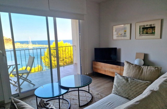 EXCLUSIVE PENTHOUSE IN THE RESIDENTIAL MARLAU