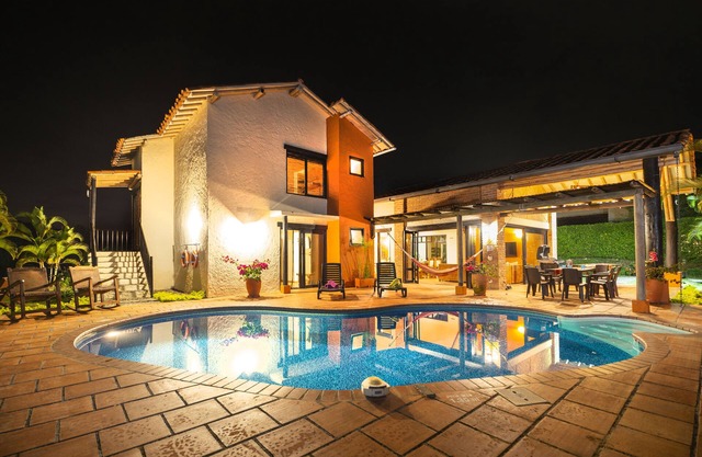 Exclusive 5 bedroom villa with private pool in Fincas Panaca