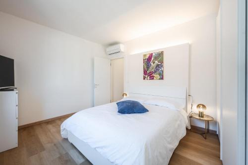 Exclusive Apartment - Free WiFi & Air Conditioning