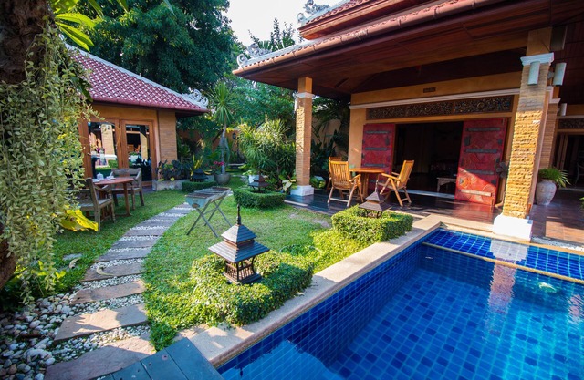 Exclusive Balinese 7BR Villa for rent