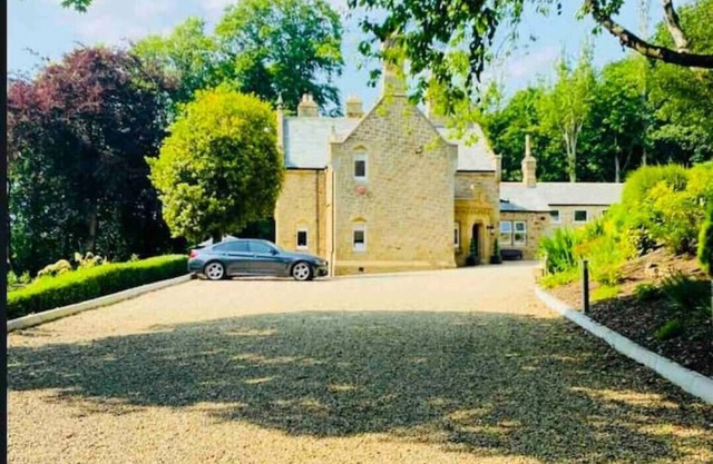 Exclusive House -10 minutes from Newcastle