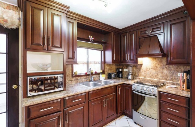 Exclusive House in Buganvillas, 3 Bedrooms with Patio