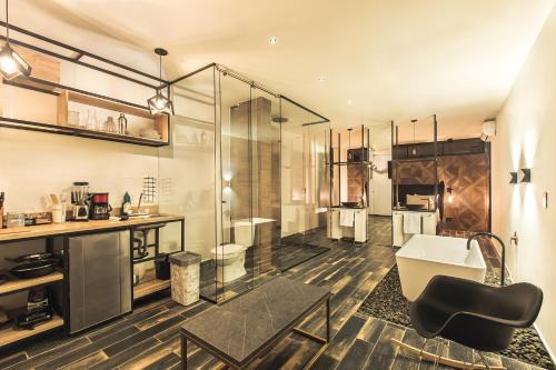Exclusive Loft - Stay in Lleras Medellín