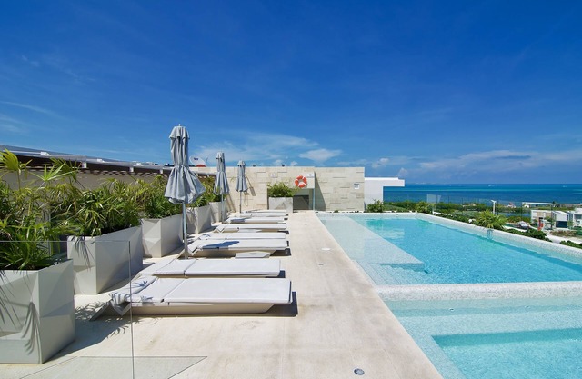 EXCLUSIVE LUXURY CONDO located in puerto Cancún